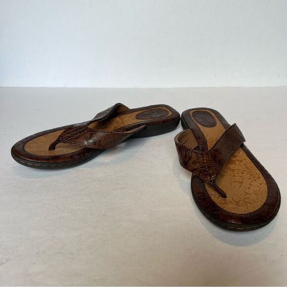 a.n.a. Women's Red Floral Fabric Wedge Sandals Red/Pink multi size 8 1/2M - Picture 9 of 9